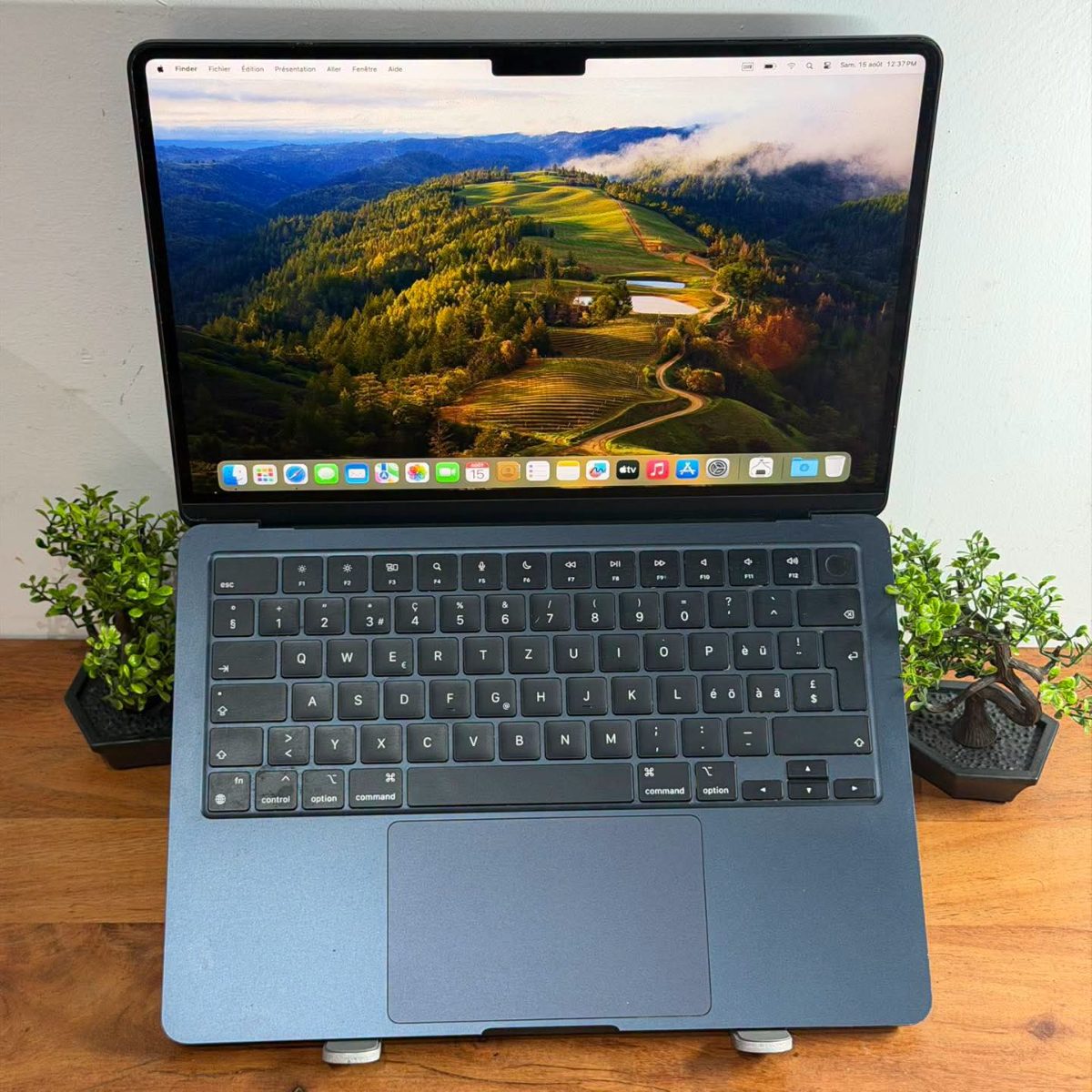 MACBOOK AIR M2 — 2022